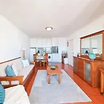 Apartment Rocha Varandas Cozy