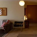 Alojamento Nuno Moco