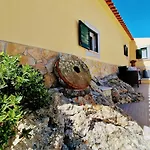 Casa Das Azenhas By Lisbon Village Apartments