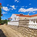 Stunning Casa Nicole By Be Cherish