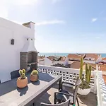 Nesha Ericeira Flats