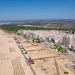1Bdr Apartment W/Beach View By Lovelystay