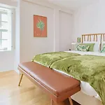 Downtown Charming Apartments Apartamento Castelo