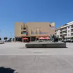 Host Wise - Spacious & Sunny Vintage Apartment At The Beach
