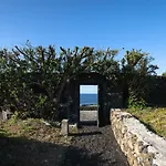 Entre Muros - Turismo Rural - Casa Com Jardim E Acesso Direto Ao Mar