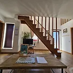 Casa Da Canada Da Faja