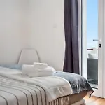 Simao House