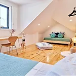 Tilias House