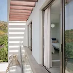 Vila Chu By An Island Apart