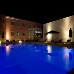 Primavera Perfume Hotel