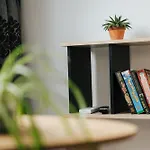 Cozy Seaside Studio Apartment C - Faraway