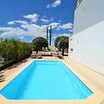 V3 Villa Soliveira- Casas & Papeis