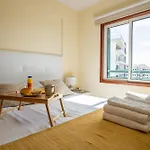 Forum Madeira Ajuda Apartment