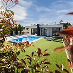 Meirinha House