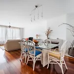 Farol View