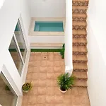 Casa Longa Faro - Traditional Portuguese House With Modern Comforts
