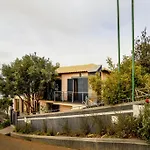 Bairos House - Coastal Escape