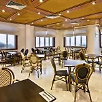 Golden Tulip Porto Gaia Hotel