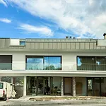Flora Guest House