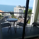 Sun Island Apartments