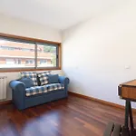 Host Wise - Homely Large Flat - Balcony