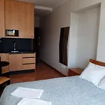 Happy Porto Hostel Apartments Villas