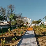 Ria Endless South By Gt House
