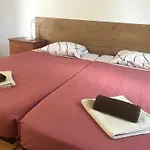 Azores Garden House - Private Suites & Private Apartments