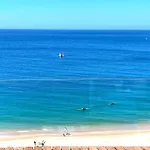 O Som Das Ondas - Vista Soberba De Mar