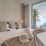 The Stylish Apt. Of Madeira Palace Cc