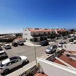 Beach House Surfing Baleal Peniche