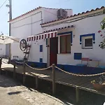 A Casa Do Mestre Lau - No Coracao Do Alentejo