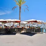 Vilamoura Luxury Retreat With Pool, Garden And Near Beach