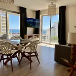 Mcrame Design Apt Sea View, Beachfront, Swimming Pool, 2Bdr, 2Bar, 6 Pax, Praia Da Rocha
