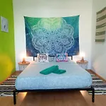 Meraki Hostel