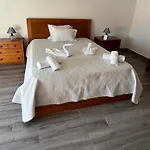 Casa A 2 Minutos A Pe De Piscina Natural