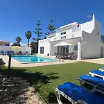 Dad\'S Villa