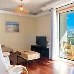 Vista Mar - New Apartment In Caniço de Baixo With Nice Sea Views
