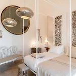 Colegio Charm House