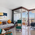 Beach Apartment With Ocean View