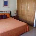 Garden Villa, Cosy House By The Sea