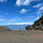 Adega Baia Azul - The Essence Of Pico