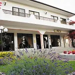 Hotel Contriz