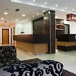 Cardal Hotel