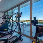 Bayline - Beachfront Bliss & Spa By Bedzy