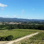 Casas Do Monte De Roques