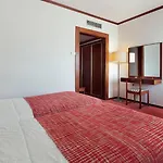 Hotel Lux Mundi