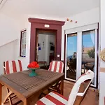 Paddle - Sea View Apartment With 3 Pools, Tennis & Squash Court