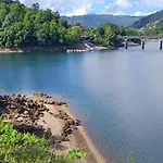 Beira Rio Do Geres