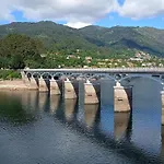 Beira Rio Do Geres